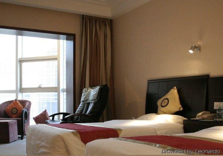 Winterless Hotel Beijing Room photo