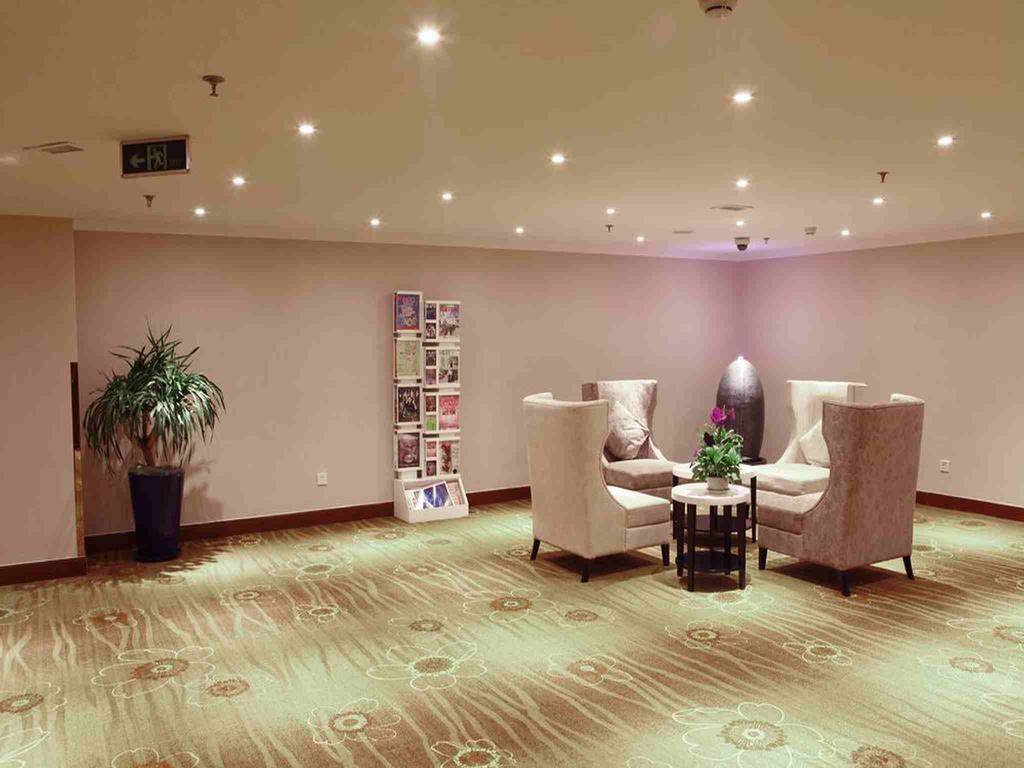Winterless Hotel Beijing Exterior photo