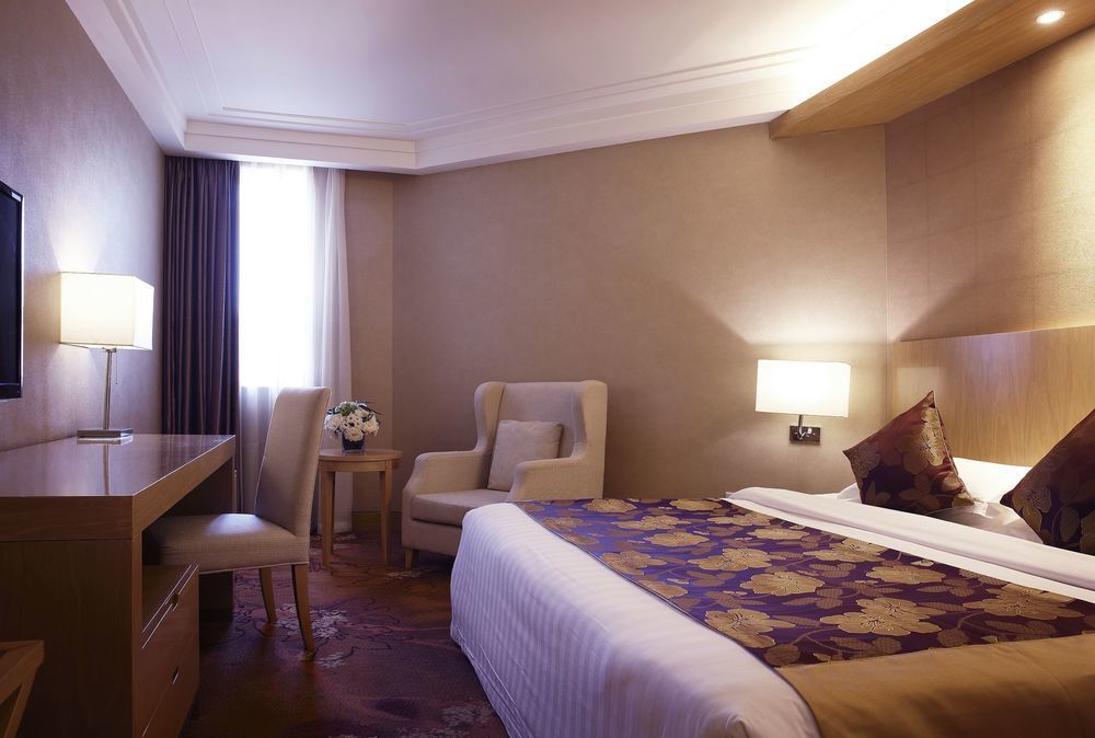 Winterless Hotel Beijing Exterior photo